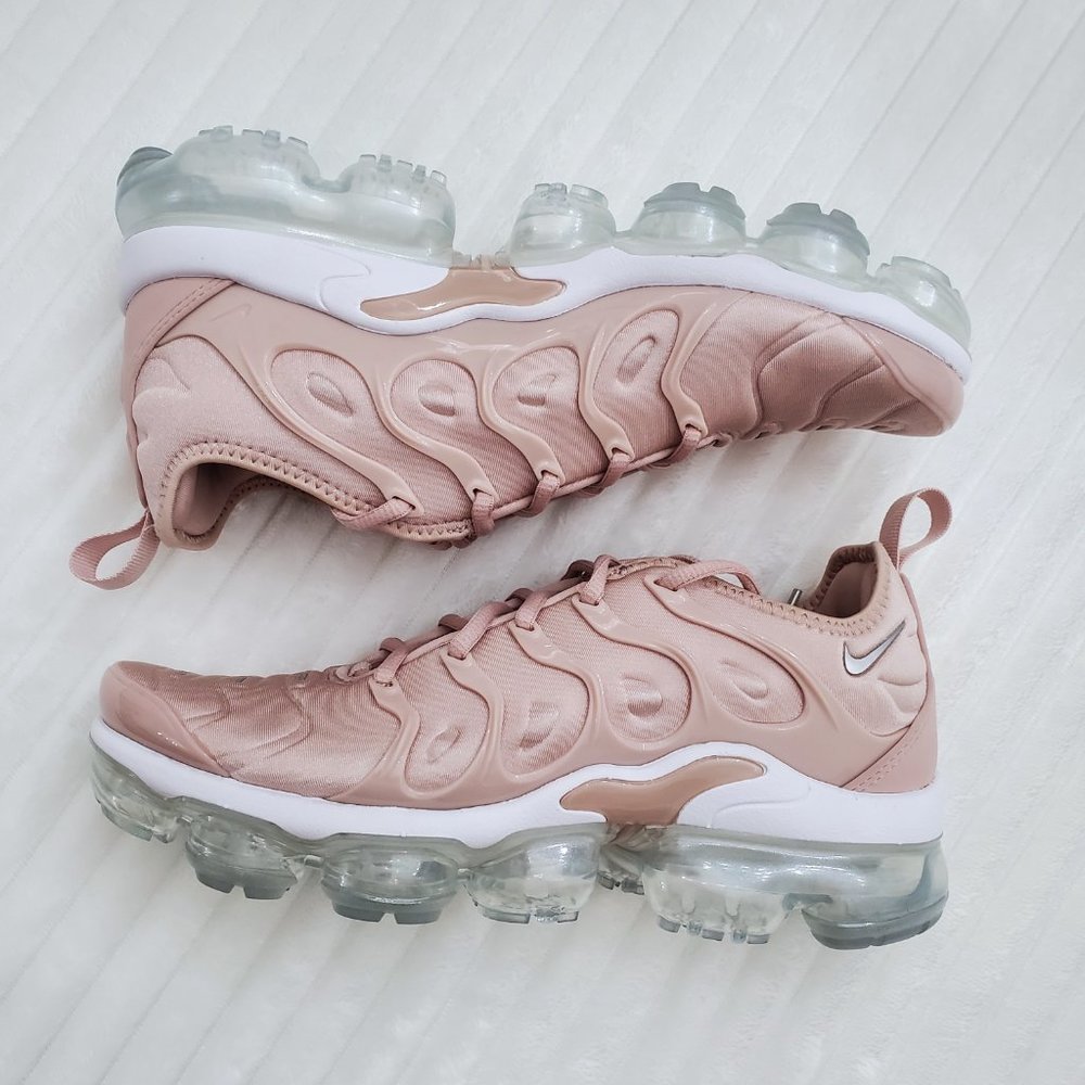 Nike Air VaporMax Plus - Picture 4 of 9